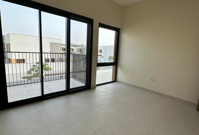 92727595 - Property Image 2