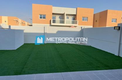 Townhouse - 3 - 3 for sale in Manazel Al Reef 2 - Al Samha - Abu Dhabi