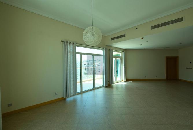 73861385 - Property Image 2