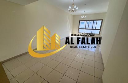 Apartment - 2 Bedrooms - 2 Bathrooms for rent in Thuraya Al Majaz Building - Al Majaz 3 - Al Majaz - Sharjah