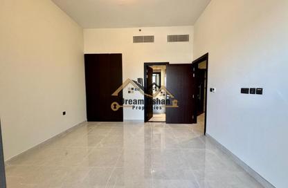 Apartment - 2 - 3 for rent in Burj Ghaya - Al Jaddaf - Dubai Apartment - 2 - 3 for rent in Burj Ghaya - Al Jaddaf - Dubai