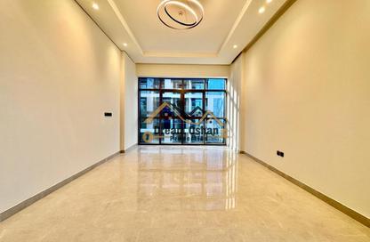 Apartment - 2 - 3 for rent in Burj Ghaya - Al Jaddaf - Dubai Apartment - 2 - 3 for rent in Burj Ghaya - Al Jaddaf - Dubai