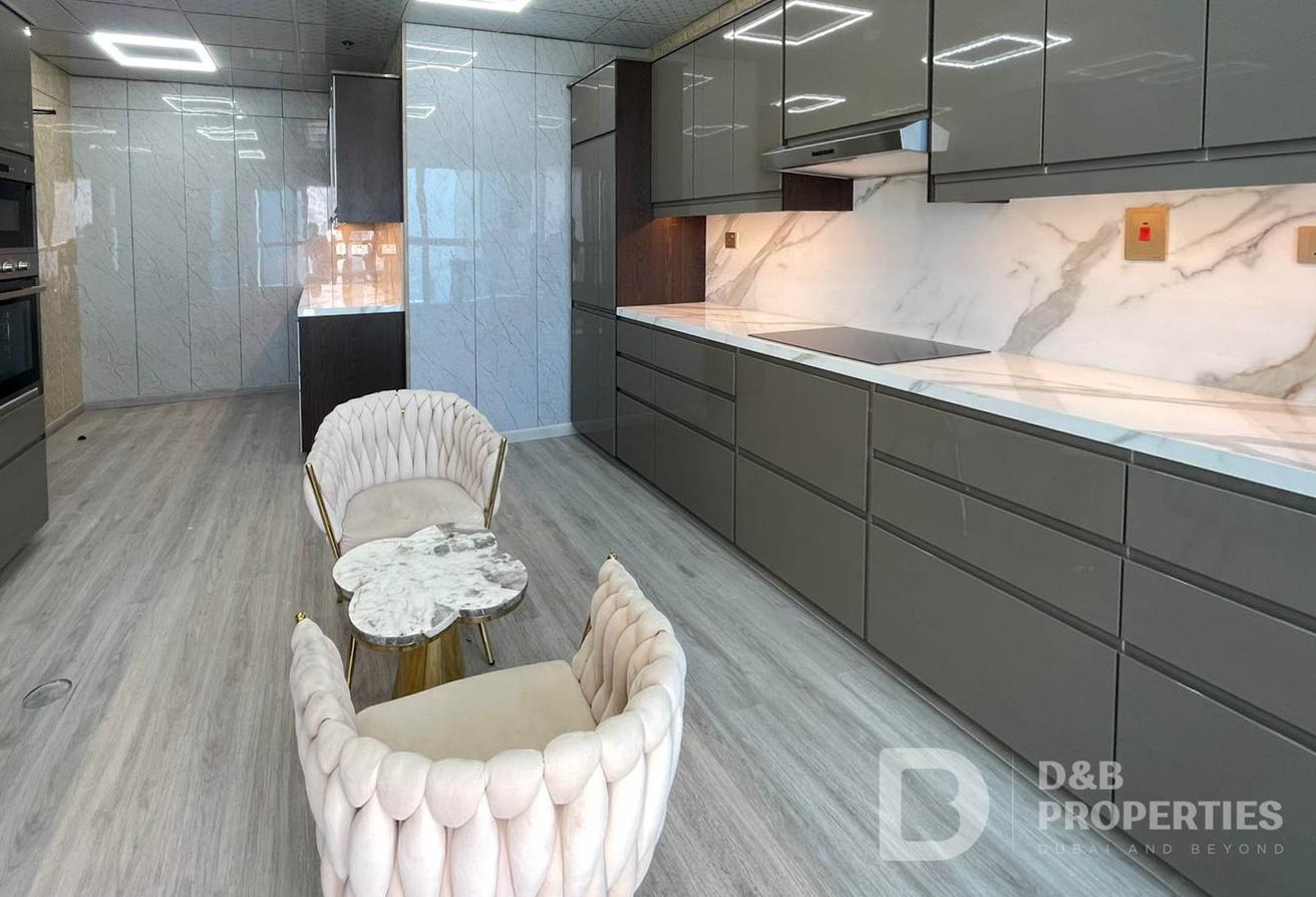 Sky-High Palm & Marina Penthouse | Fully Furnished photo 9