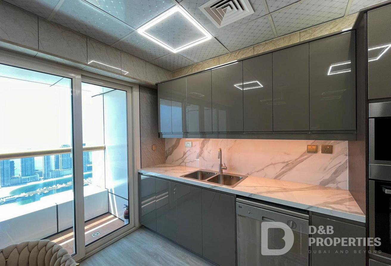 Sky-High Palm & Marina Penthouse | Fully Furnished photo 10