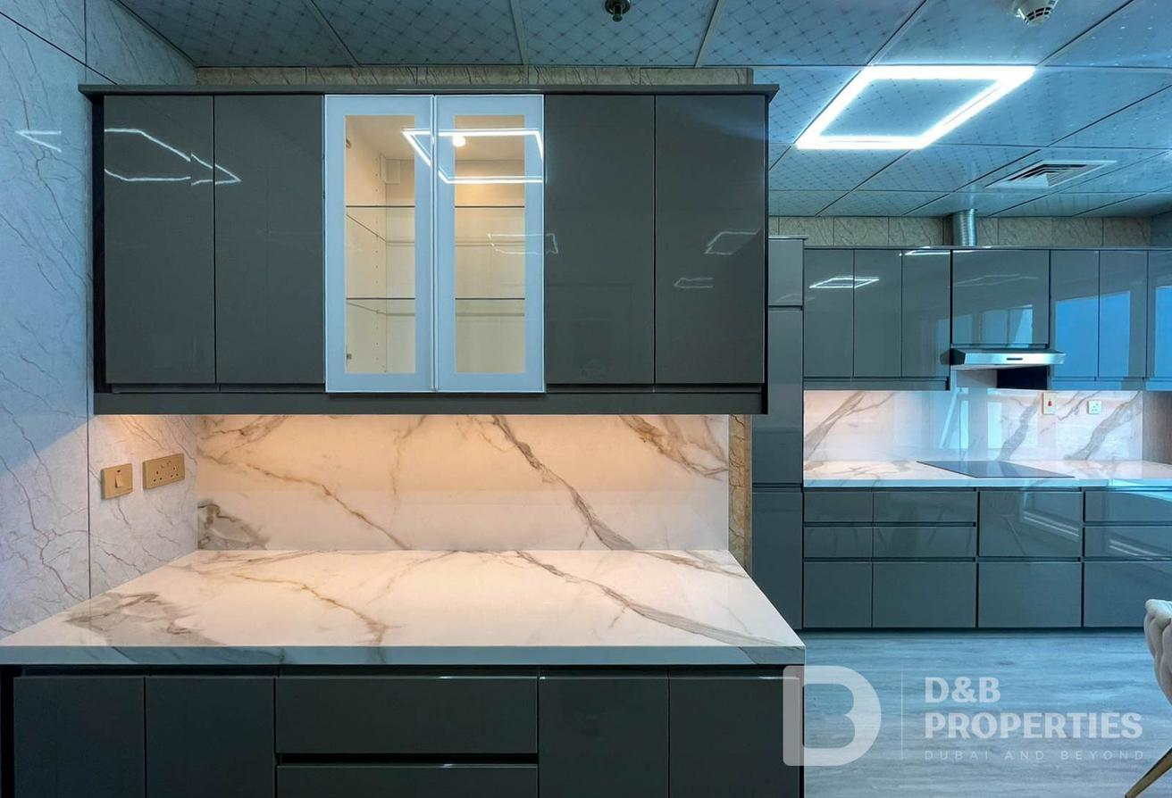 Sky-High Palm & Marina Penthouse | Fully Furnished photo 11