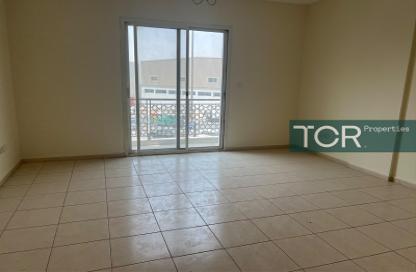 شقة - 1 حمام للايجار في IC1-EMR-12 - طراز إماراتي - المدينة العالمية - دبي شقة - 1 حمام للايجار في IC1-EMR-12 - طراز إماراتي - المدينة العالمية - دبي