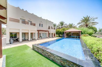 Villa - 5 Bedrooms - 5 Bathrooms for rent in Meadows 6 - Meadows - Dubai