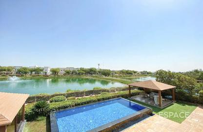 Villa - 5 Bedrooms - 5 Bathrooms for rent in Meadows 6 - Meadows - Dubai
