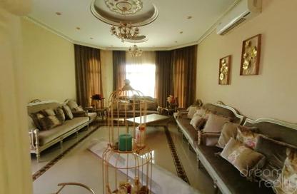 Villa - 5 Bedrooms - 7 Bathrooms for rent in Al Aweer 1 - Al Aweer - Dubai