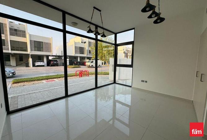 90930994 - صورة العقار 3
