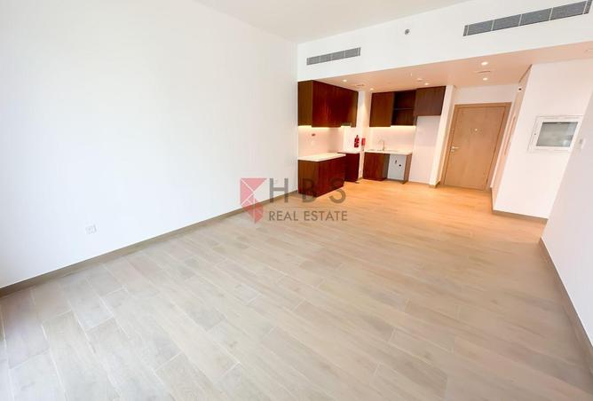 82782474 - Property Image 3