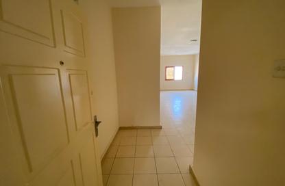 Apartment - 2 - 2 for rent in Zayd Bin Aslam Street - Abu shagara - Sharjah Apartment - 2 - 2 for rent in Zayd Bin Aslam Street - Abu shagara - Sharjah