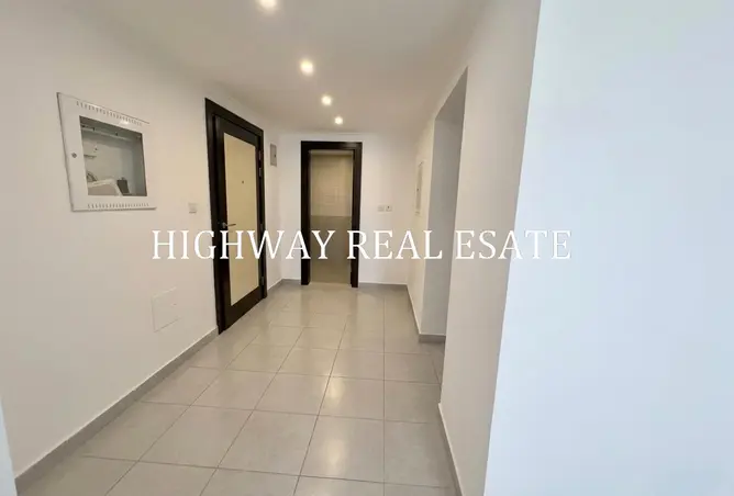 155574257 - Property Image 2