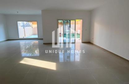 Villa - 5 - 6 for sale in Mediterranean Style - Al Reef Villas - Al Reef - Abu Dhabi