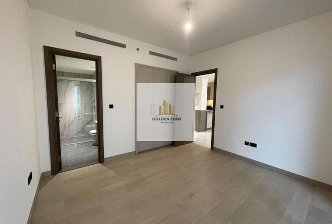 74257849 - Property Image 3