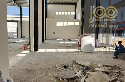 Warehouse - Studio - 4 Bathrooms for sale in Umm Al Thuoob - Umm Al Quwain