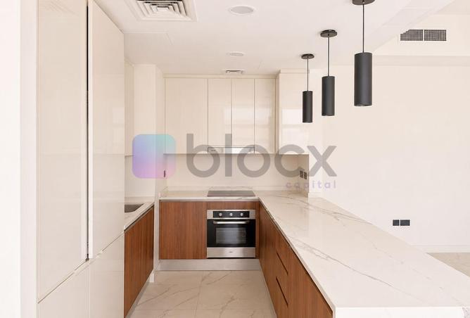 100848973 - Property Image 3
