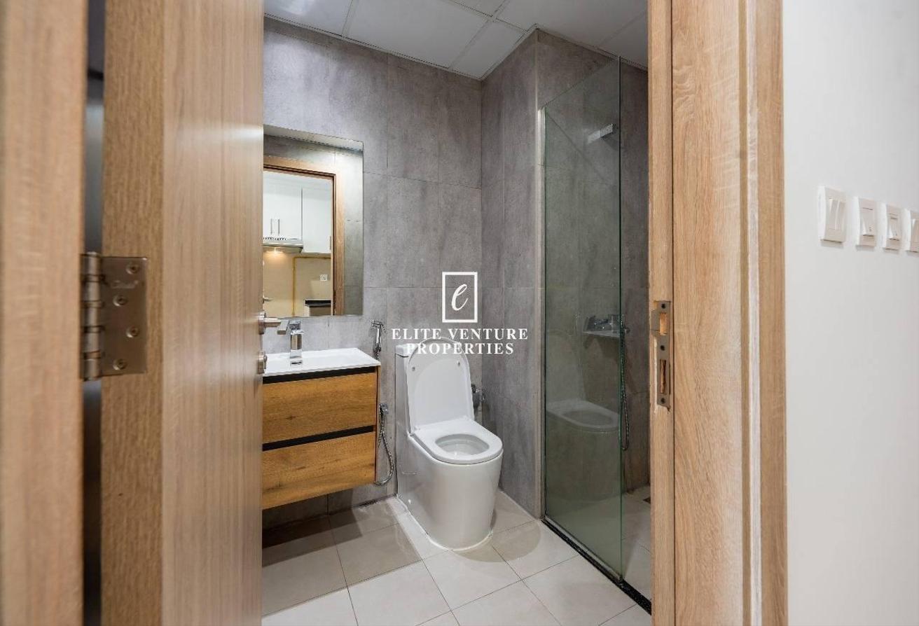 HUGE LAYOUT | PREMIUM STUDIO | PRIME LOCATION photo 9