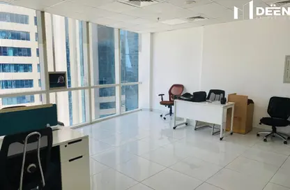 مكتب للايجار في برج بارك لين - الخليج التجاري - دبي
