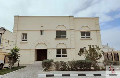 فيلا - 4 غرف نوم - 6 حمامات للايجار في مركز محمد بن زايد - مدينة محمد بن زايد - أبوظبي