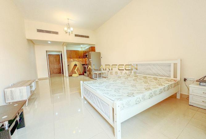 98257009 - Property Image 2