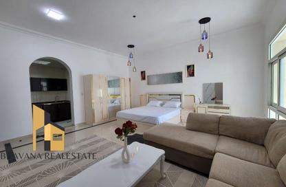 Apartment - Studio - 1 Bathroom for rent in Khalifa City A Villas - Khalifa City A - Khalifa City - Abu Dhabi