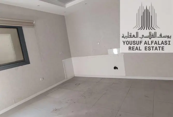 135609602 - Property Image 2