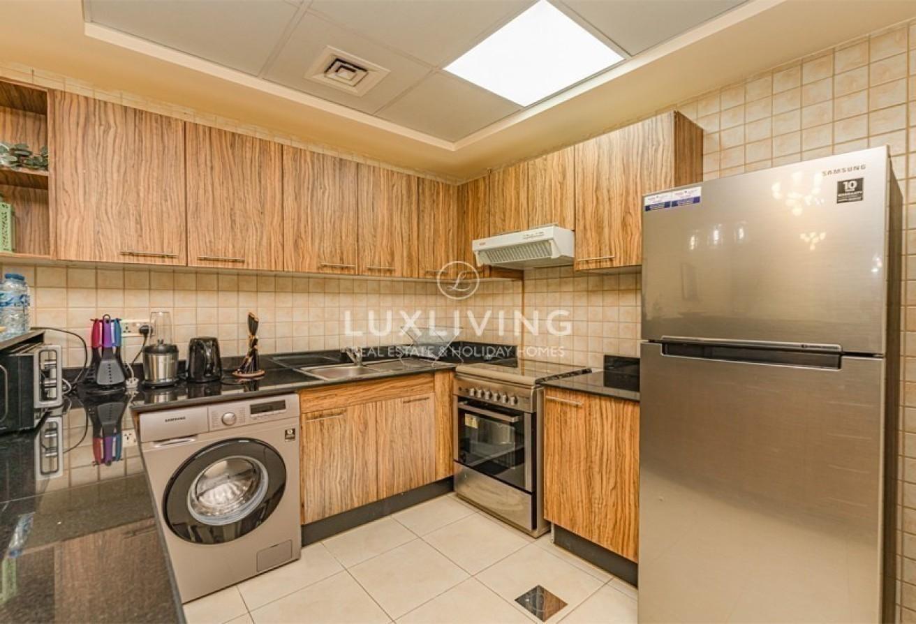 Exclusive | Unfurnished | Spacious | 1 Cheque photo 13