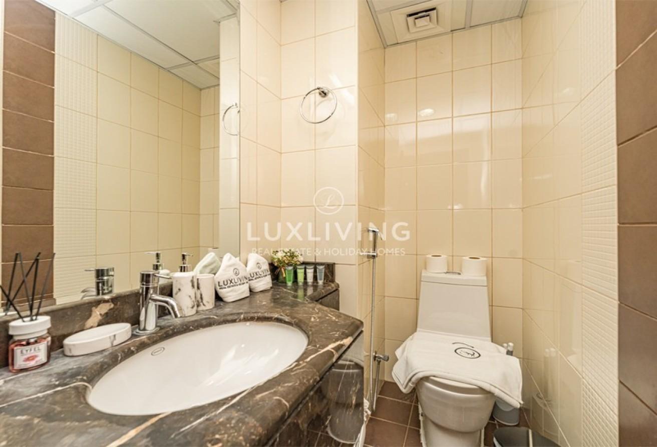 Exclusive | Unfurnished | Spacious | 1 Cheque photo 24