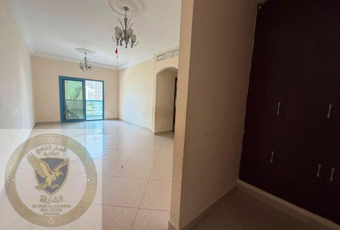 121982340 - Property Image 3