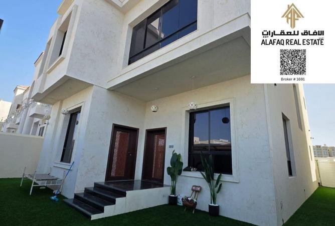 74256247 - Property Image 2