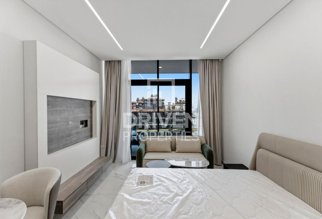 Fully Furnished | Word Class Amenities | Spacious photo 4