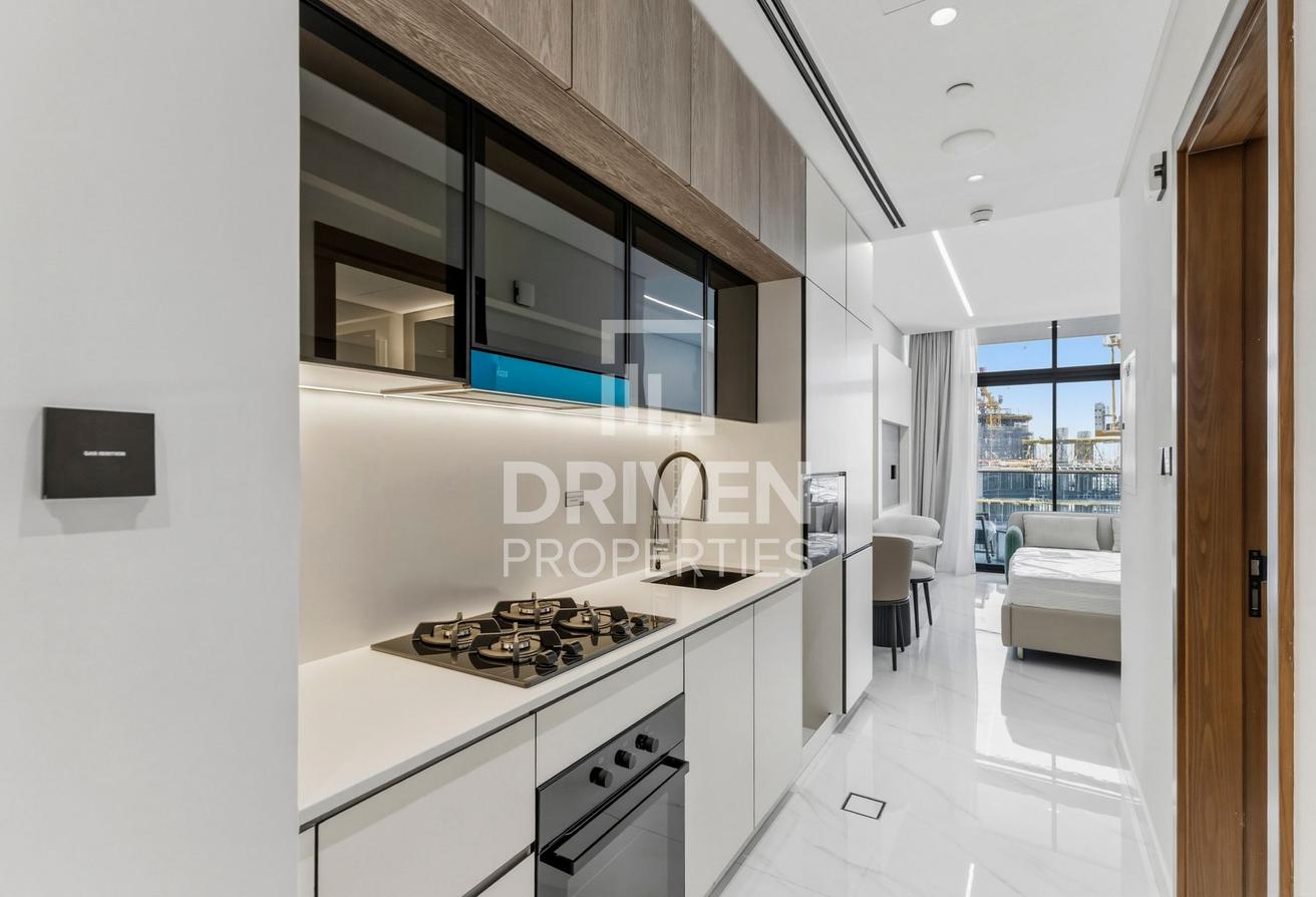 Fully Furnished | Word Class Amenities | Spacious photo 7