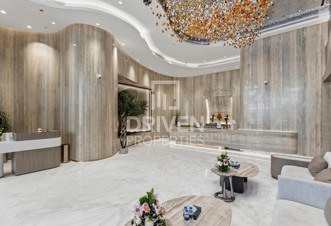 Fully Furnished | Word Class Amenities | Spacious photo 11