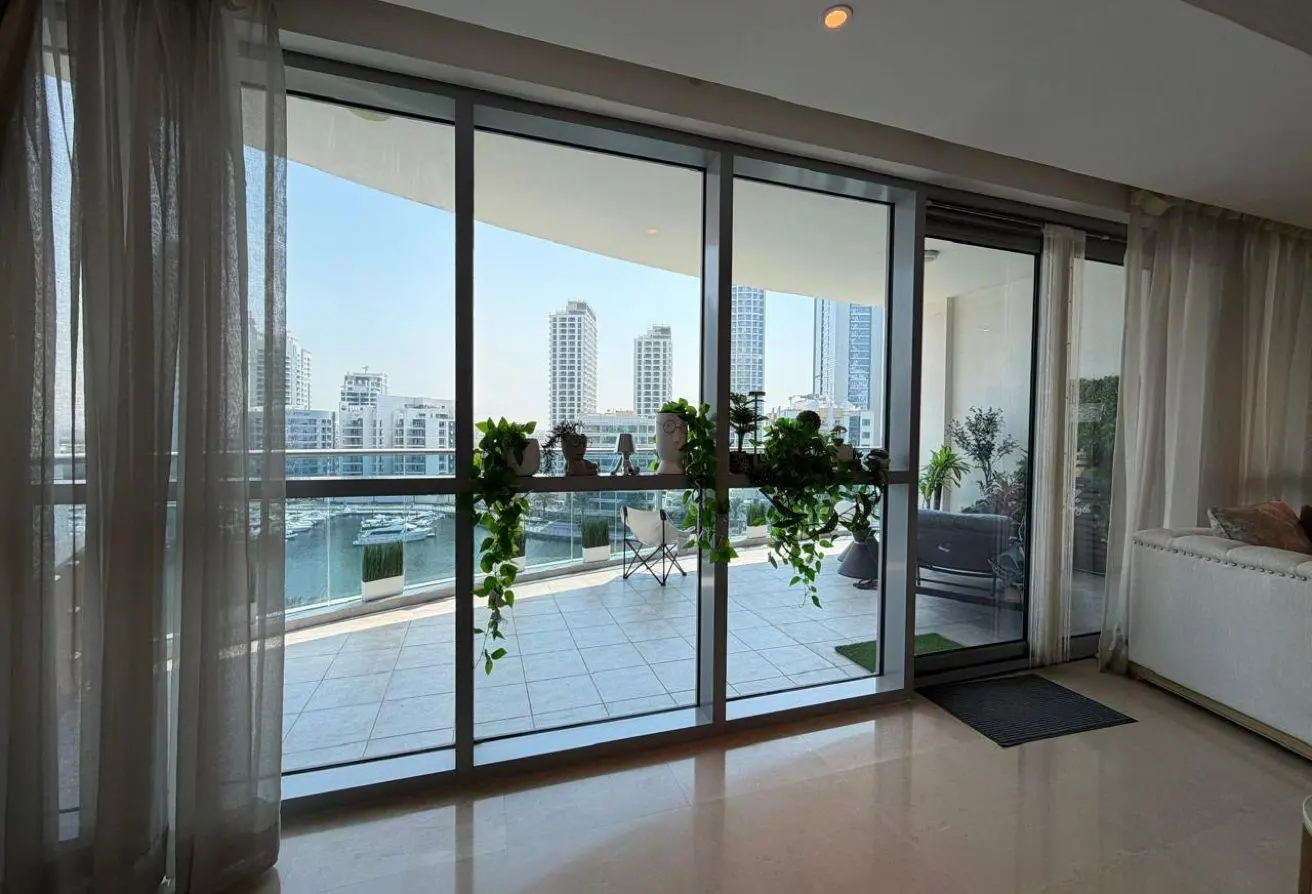 151911960 - Property Main Image