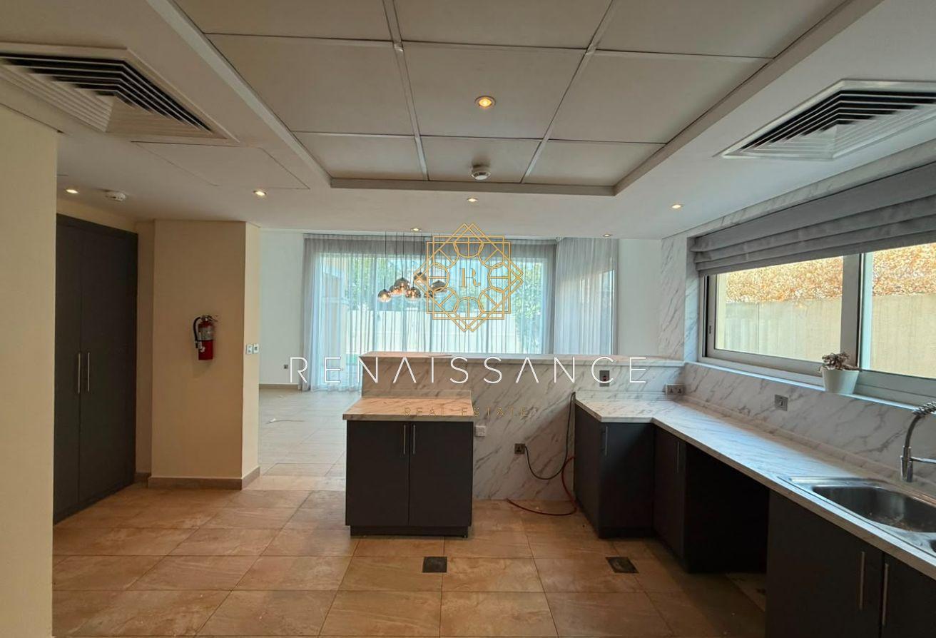 Ready 4BR plus Maid Villa | Available for Rent photo 7