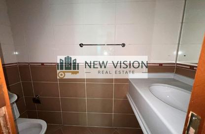 Apartment - 4 - 5 for rent in Al Dana Tower - Al Majaz 3 - Al Majaz - Sharjah