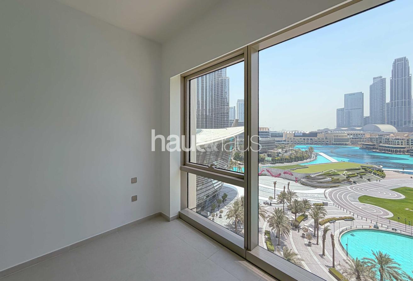 Iconic Burj Khalifa Views | Luxury Living | Modern photo 14
