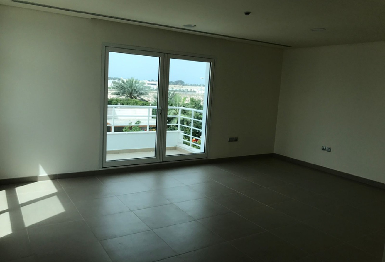 Private Pool | With Study and Maid room I Elevator
