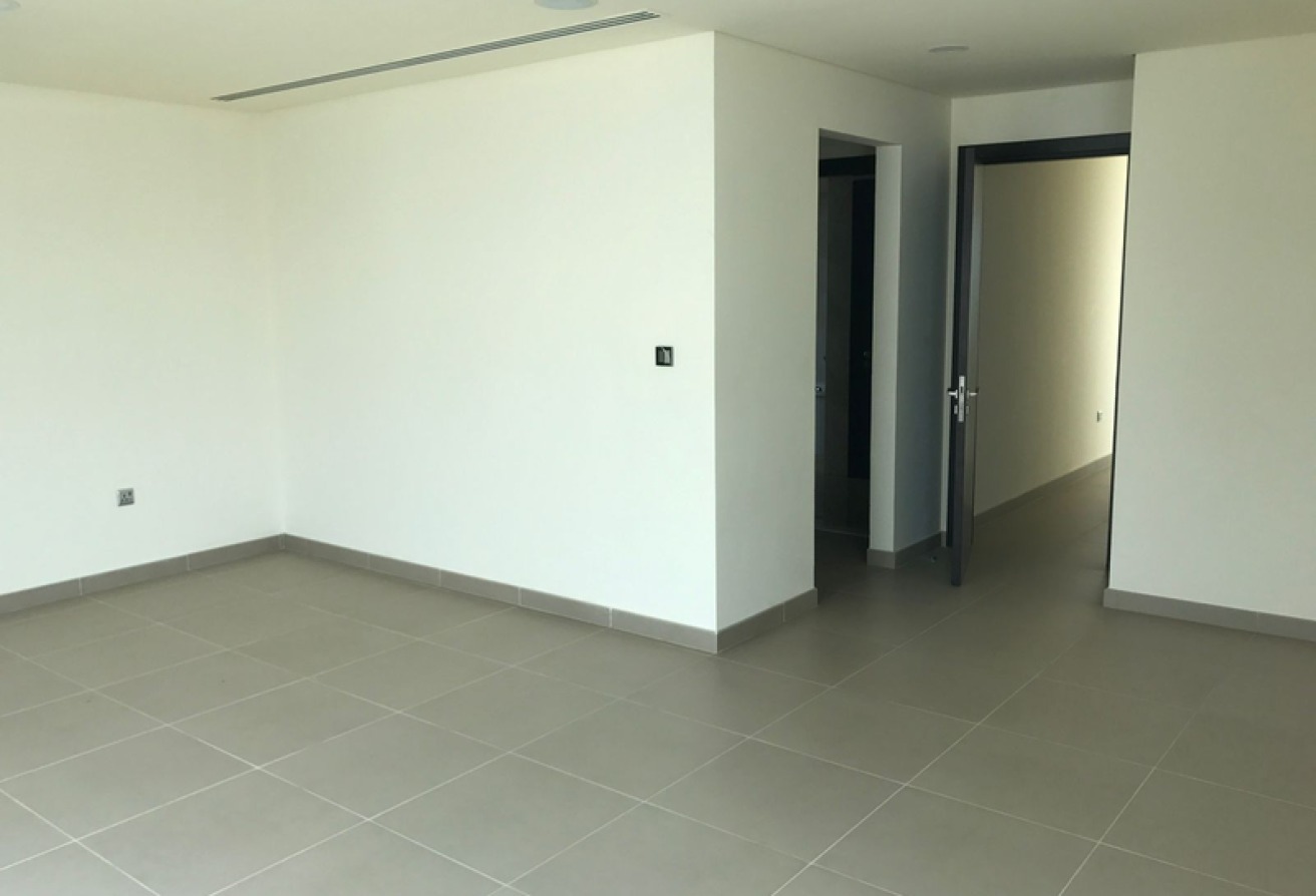 Private Pool | With Study and Maid room I Elevator