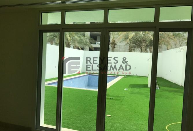 79833477 - Property Image 3