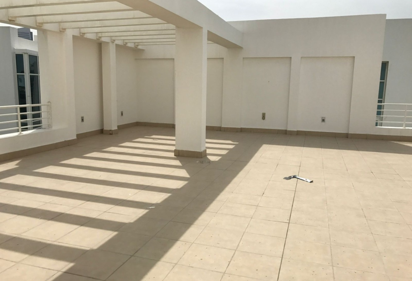 Private Pool | With Study and Maid room I Elevator