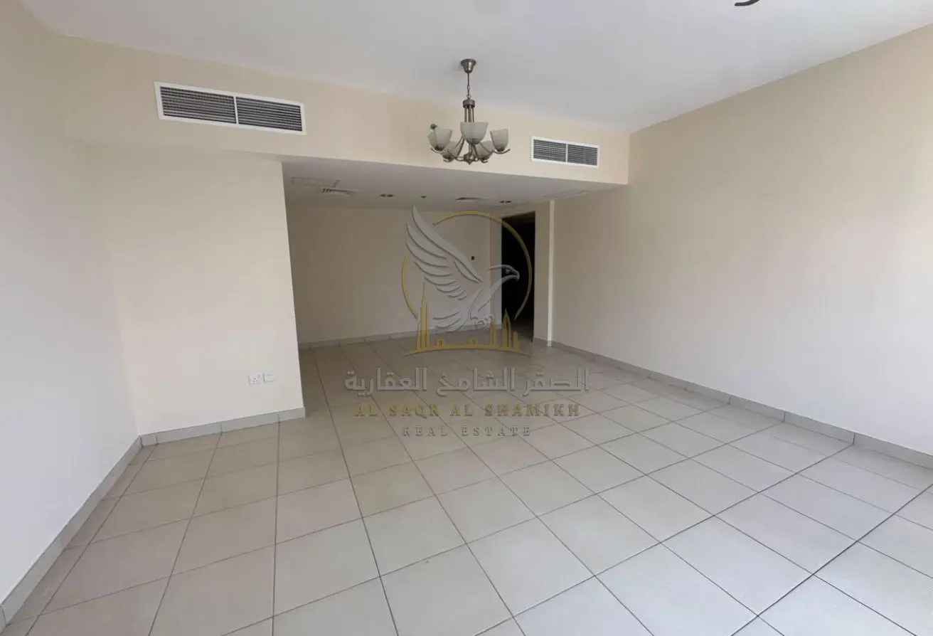 163274435 - Property Main Image