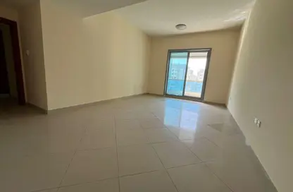 Apartment - 2 Bedrooms - 2 Bathrooms for rent in New Al Taawun Road - Al Taawun - Sharjah