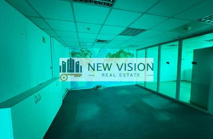 Office Space - Studio - 1 Bathroom for rent in Salam Tower - Al Majaz 1 - Al Majaz - Sharjah