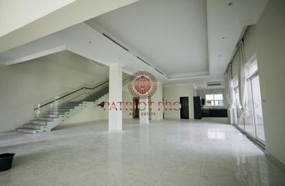 Villa - 5 Bedrooms - 6 Bathrooms for rent in Nad Al Sheba 4 - Nad Al Sheba - Dubai
