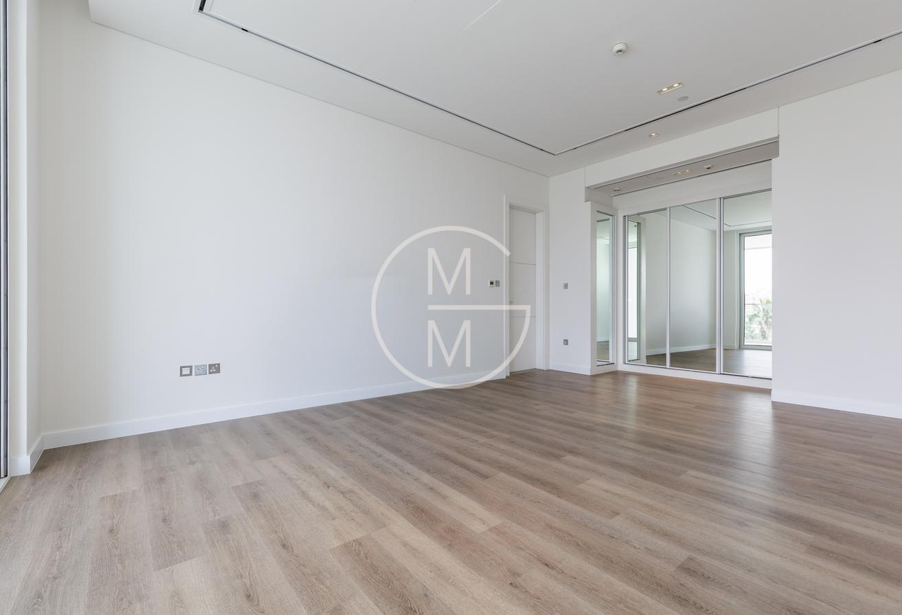 Renovated | 1 Bed | Large Terrace | Boulevard View photo 7