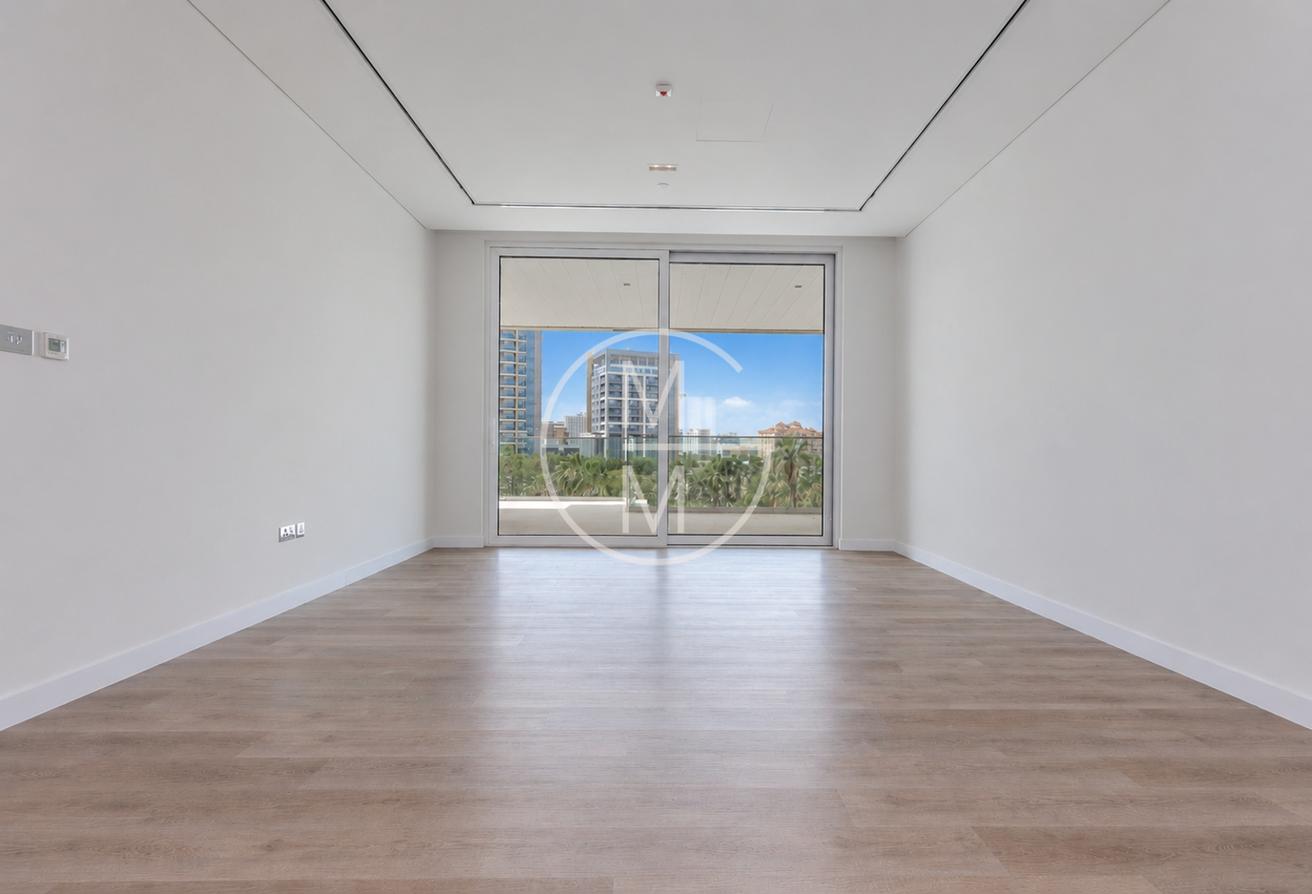 Renovated | 1 Bed | Large Terrace | Boulevard View photo 10