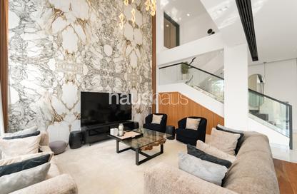 Villa - 4 - 5 for sale in District 1 - Jumeirah Village Triangle - Dubai Villa - 4 - 5 for sale in District 1 - Jumeirah Village Triangle - Dubai