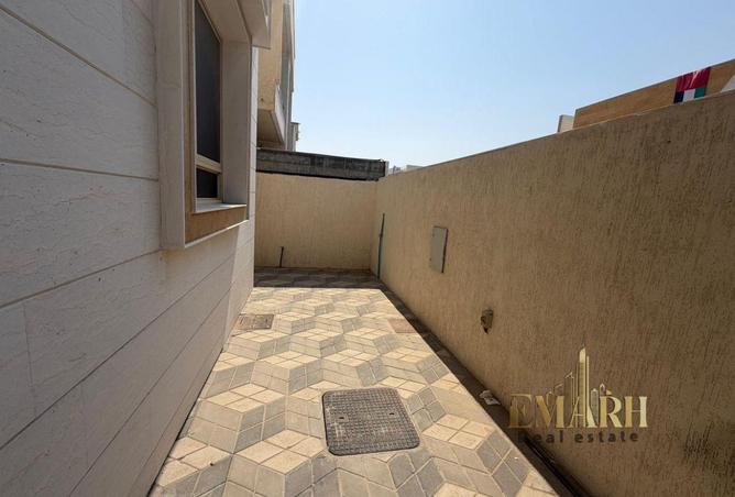 138300721 - Property Image 3
